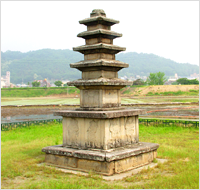 开心寺地址 五层石塔