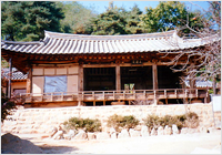 青龍寺石造如来坐像