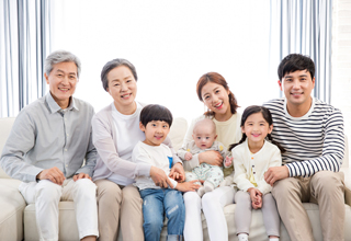 화목한 가정 이미지