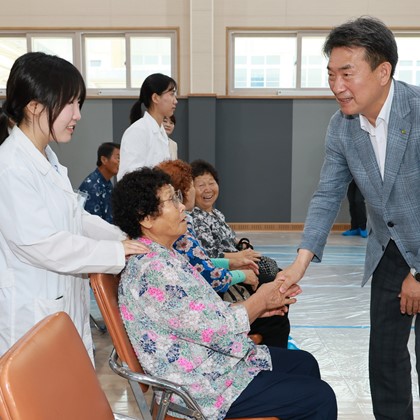 동국대 한의학과 의료봉사단 ‘청심회’ 한방 의료봉사 현장 방문(7월 30일)